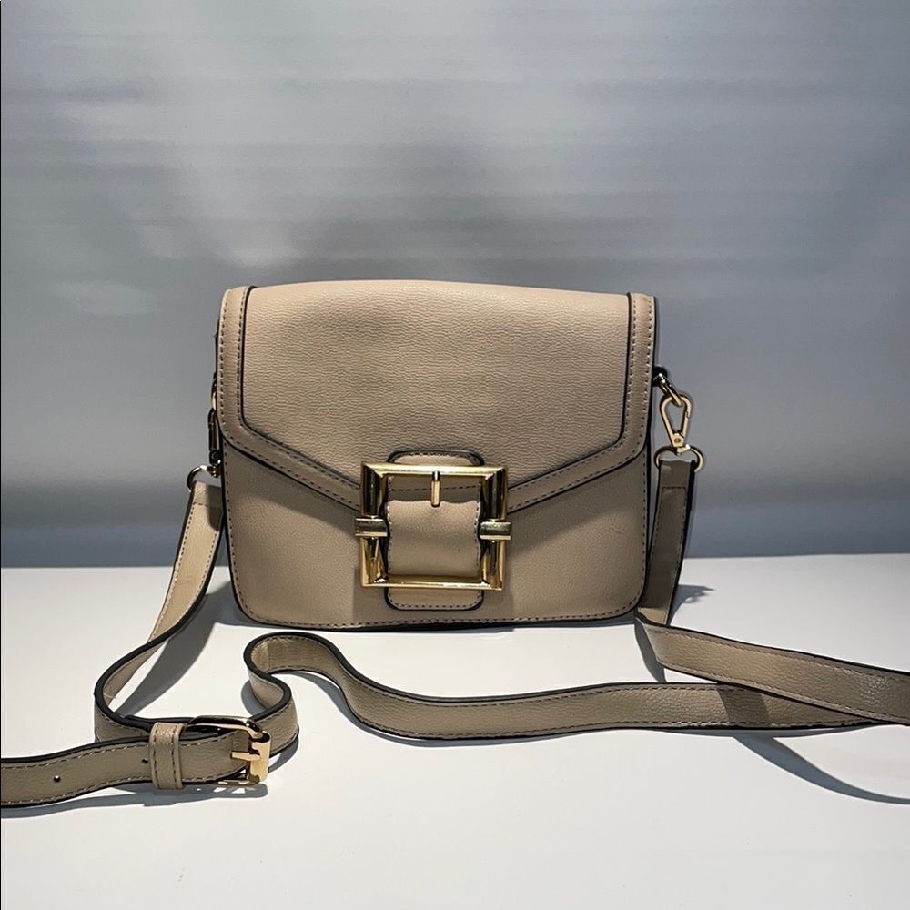 Elegant Beige Crossbody Bag